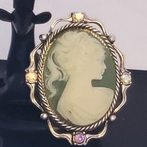🤘 Green Cameo Brooch/Pendent Pin Fashion Costume Silver Tone